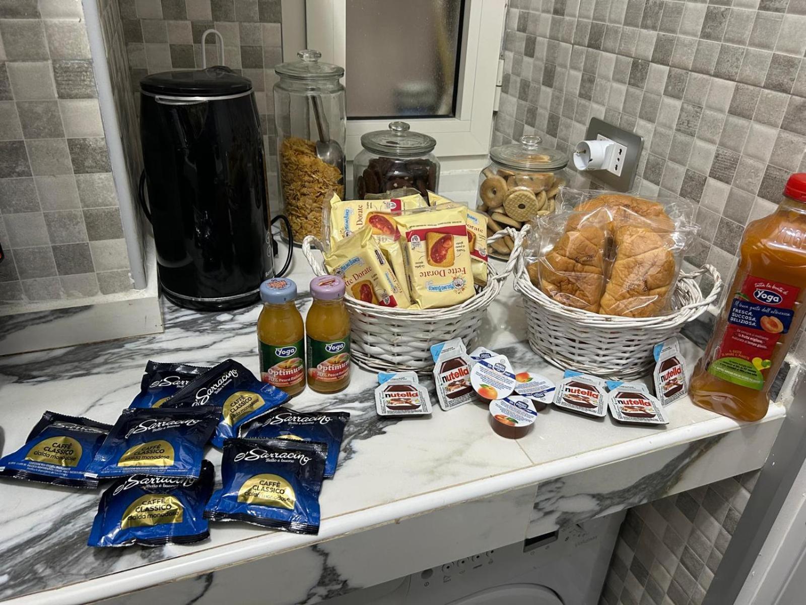 B&B House Napoli Cavour Kültér fotó